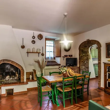 Il Torrino Country Country house *